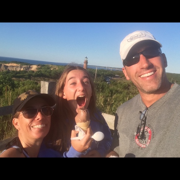 Meet your Posher, Rachel - Picture 1 of 1